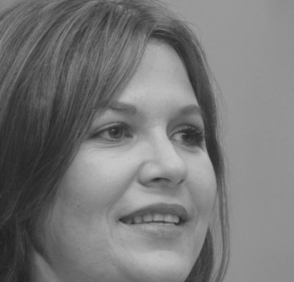 Lisa Hoffmann, Finanzplanerin